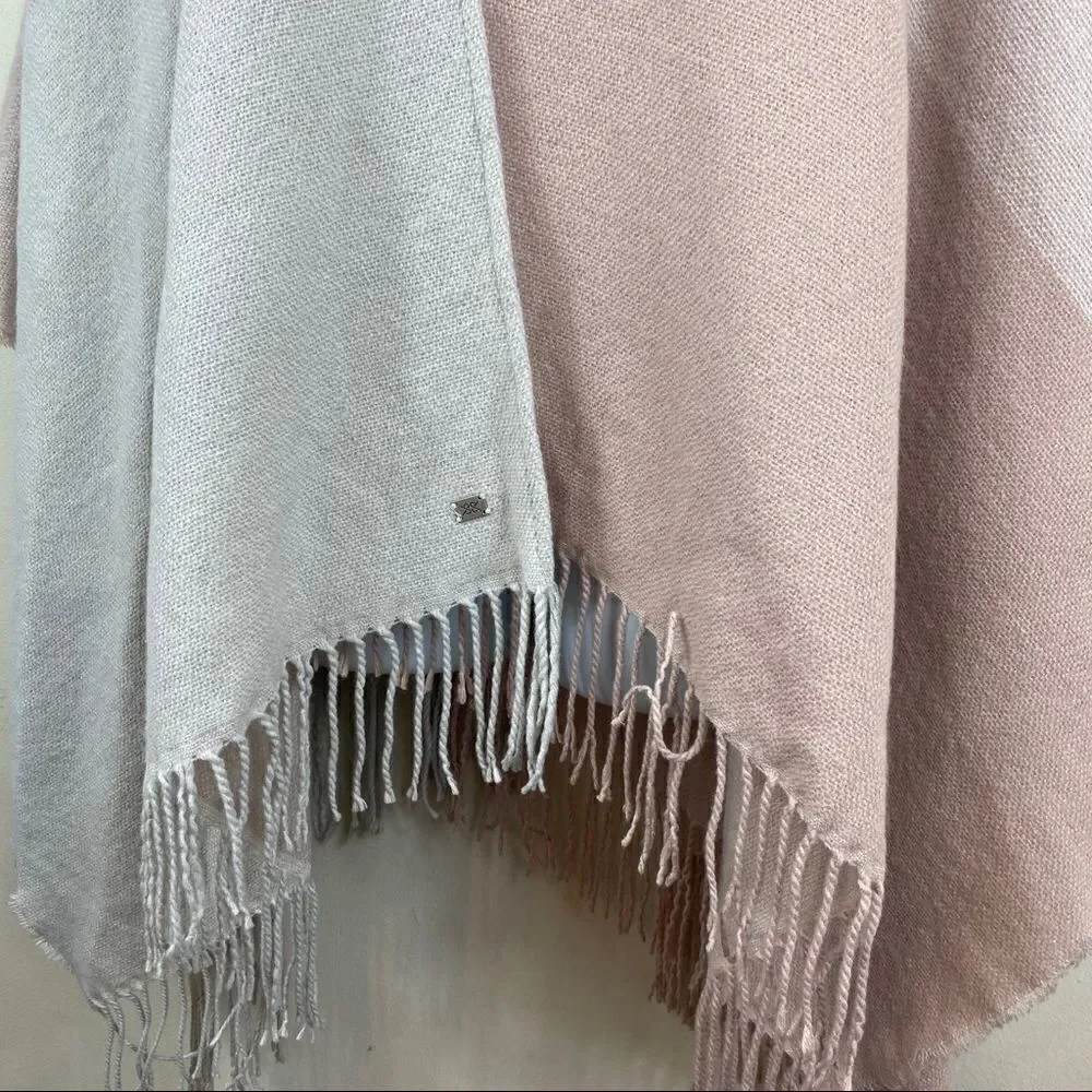 Soia & Kyo Woven Scarf Cardigan w/ Fringe Pink
